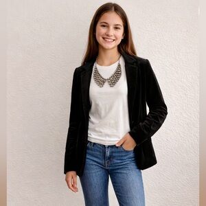 Collar style necklacel